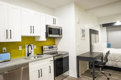 Photo 5 - Peachtree Suites