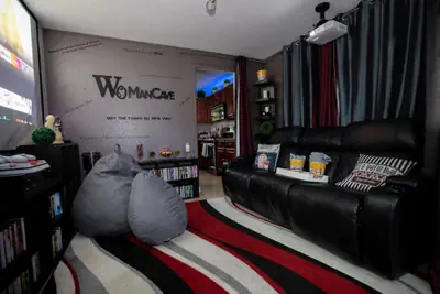 Photo 3 - Gorgeous Urban Oasis W/hot Tub, Heated Pool And Private Movie Theater 3 Bedroom Home by RedAwning
