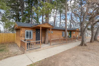 Photo 2 - Spearfish Cottages