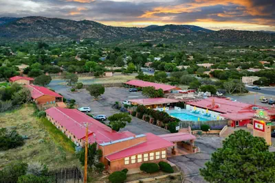 Photo 2 - Pecos Trail Inn