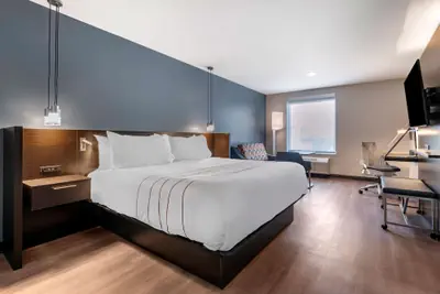Photo 4 - Vīb Hotel by Best Western Denver RiNo