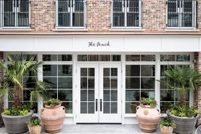 Photo 2 - The Pinch Hotel