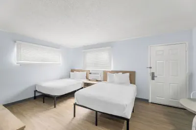 Photo 3 - Birch Hill Suites - Jackson