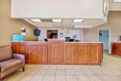 Photo 3 - Studio 6 Effingham, Il