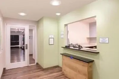 Photo 3 - LikeHome Extended Stay Hotel Columbus
