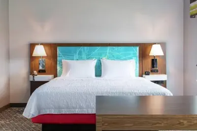 Photo 2 - Hampton Inn & Suites Chico