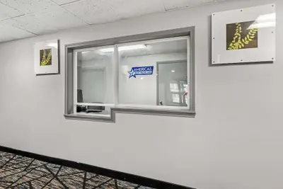 Photo 4 - Americas Best Value Inn Carlisle