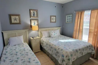 Photo 3 - EZ Walk to Beach * Swanky 2 bedroom * Sleeps Tons (Mar y Sol II #1) by RedAwning