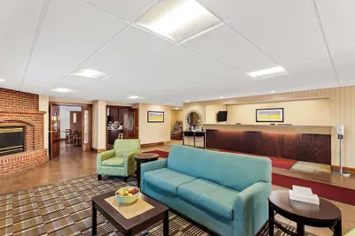 Photo 3 - SureStay by Best Western Grayson