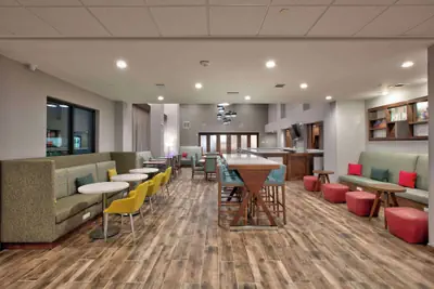Photo 3 - Hampton Inn & Suites Dalhart