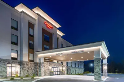 Photo 2 - Hampton Inn Monticello