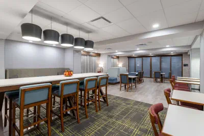 Photo 4 - Hampton Inn Monticello