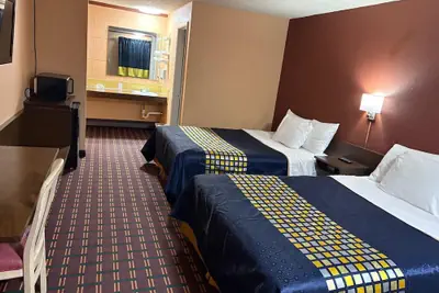 Photo 5 - Sage & Sand Motel