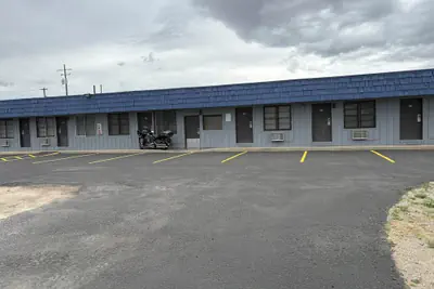 Photo 2 - Sage & Sand Motel