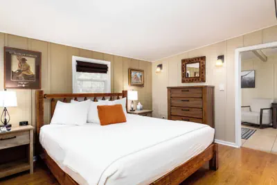 Photo 3 - Prescott Pines Inn