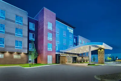 Photo 2 - Fairfield by Marriott Inn & Suites Rochester Hills