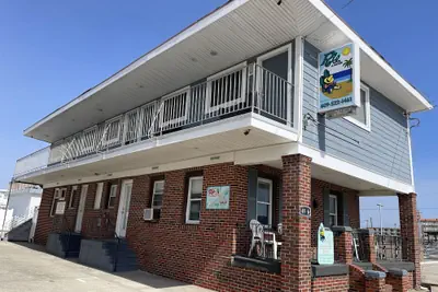 Photo 2 - Rio Motel and Suites