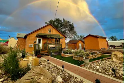 Photo 2 - Escalante Canyon Inn