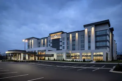 Photo 2 - Embassy Suites by Hilton Bowling Green