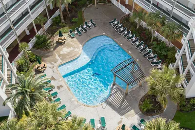 Photo 4 - Neptune's Retreat by Ryson Vacation Rentals