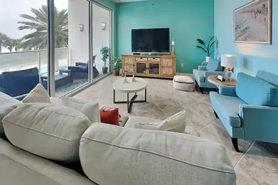Photo 2 - Beach Getaway by Ryson Vacation Rentals