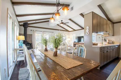 Photo 2 - Island Life by Ryson Vacation Rentals