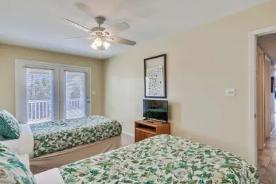 Photo 2 - Mutiny on the Bounty by Ryson Vacation Rentals