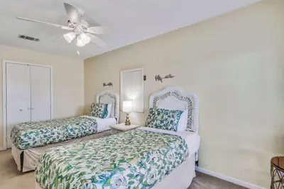 Photo 4 - Mutiny on the Bounty by Ryson Vacation Rentals