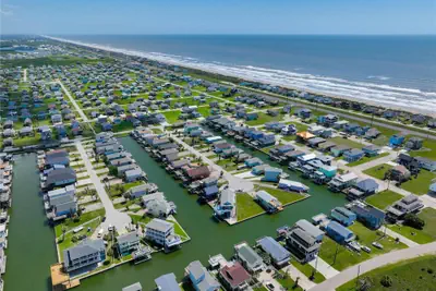 Photo 2 - Sea Y'All by Ryson Vacation Rentals