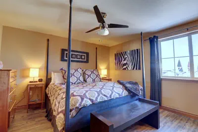 Photo 4 - E8 Drake Landing 2br + Loft 2 Bedroom Condo by RedAwning