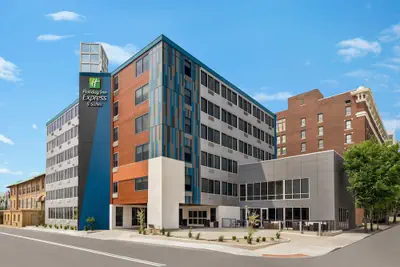 Photo 2 - Holiday Inn Express Evansville Downtown by IHG