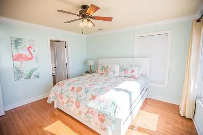 Photo 4 - Brice Is Right 4 Bedroom Home by RedAwning