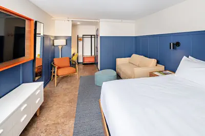 Photo 3 - Bardstown Motor Lodge