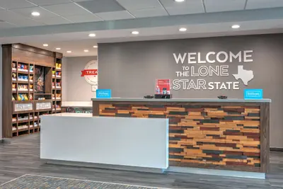 Photo 5 - Hampton Inn & Suites Port Lavaca
