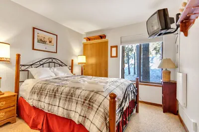 Photo 3 - Pet friendly condo Bear Valley TAM#5 by Bear Valley Vacation Rentals