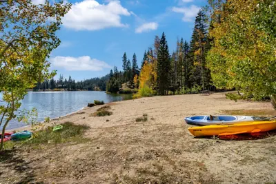 Photo 4 - Pet friendly condo Bear Valley TAM#5 by Bear Valley Vacation Rentals