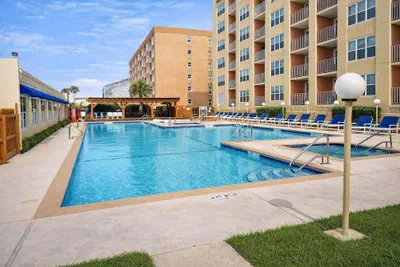Photo 2 - Private Beach Access Pool & Hot Tub Bbq Pits 1 Bedroom Home by RedAwning