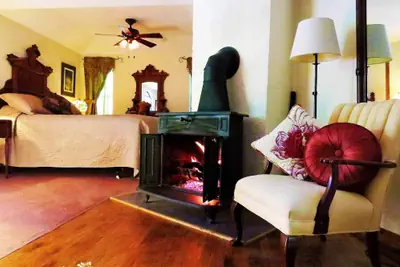 Photo 4 - BENTON PLACE INN