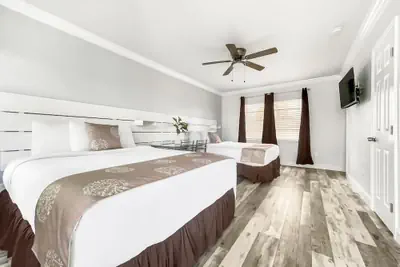 Photo 4 - Neptune Oceanfront Rentals