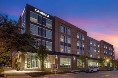 Photo 2 - Cambria Hotel Columbia Downtown The Vista