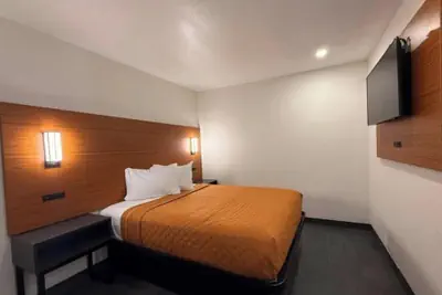 Photo 2 - Sofi Motel