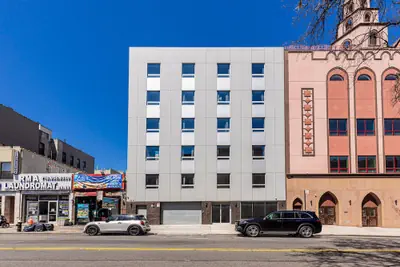 Photo 2 - Astoria Inn LaGuardia hotel
