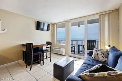 Photo 3 - Beautiful Beachfront Resort Condo