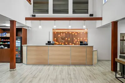 Photo 4 - Comfort Inn & Suites