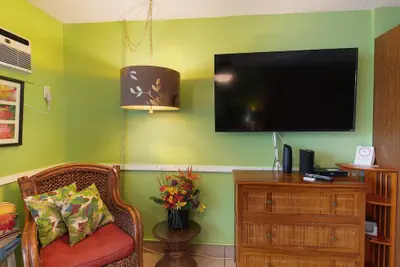 Photo 5 - Outstanding Oceanfront Studio - Kona Islander Inn Condos Condo by RedAwning