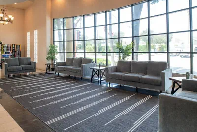 Photo 5 - Glendale Hotel