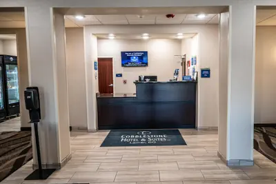 Photo 5 - Cobblestone Hotel & Suites - Lamar