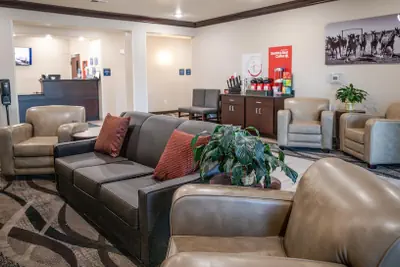 Photo 4 - Cobblestone Hotel & Suites - Lamar