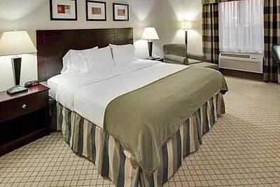 Photo 4 - Holiday Inn Express Des Moines Ankeny by IHG