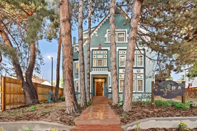 Photo 2 - Flora House Denver